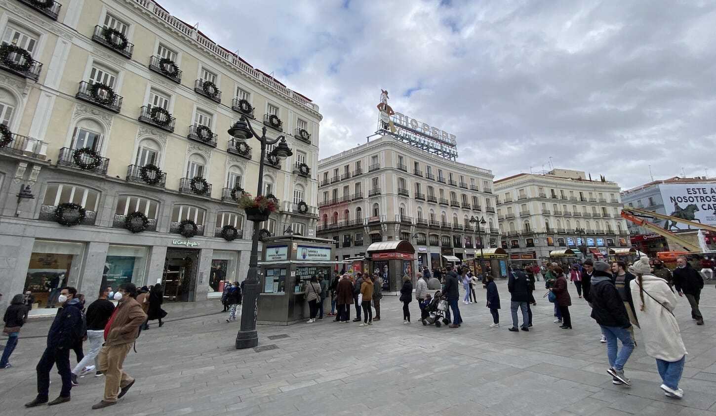 Vista de la Puerta del Sol en Madrid
