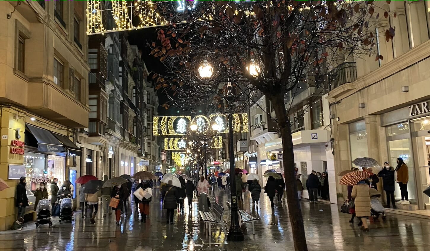 Calle Corrida de Gijón en Navidad
