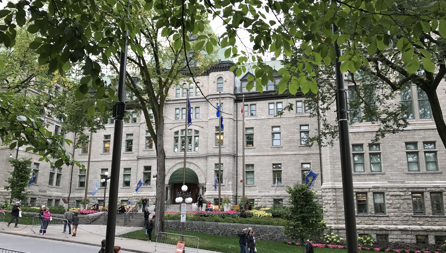 Edificio del Ayuntamiento en la Haute Ville Quebec